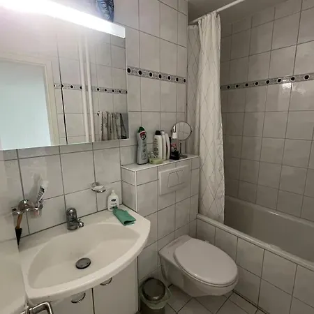 Quiet And Complete In Oerlikon زيورخ