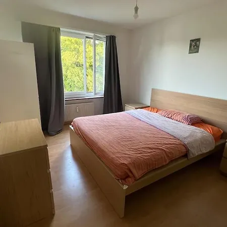 Quiet And Complete In Oerlikon شقة *